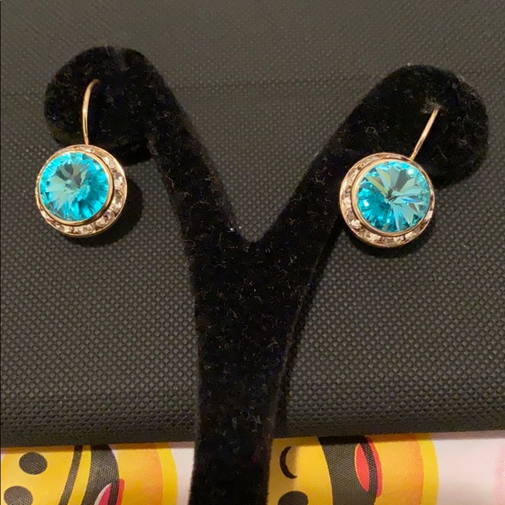 New Swarovski Crystal multi-faceted Earrin… - Picture 1 of 2
